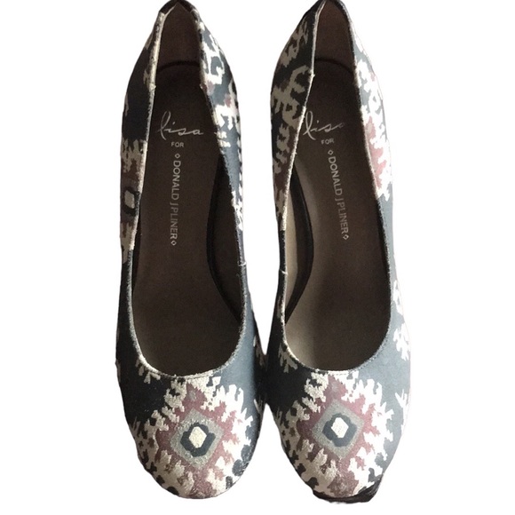 Lisa for Donald J Pliner suede southwest pattern platform heels - Picture 4 of 15